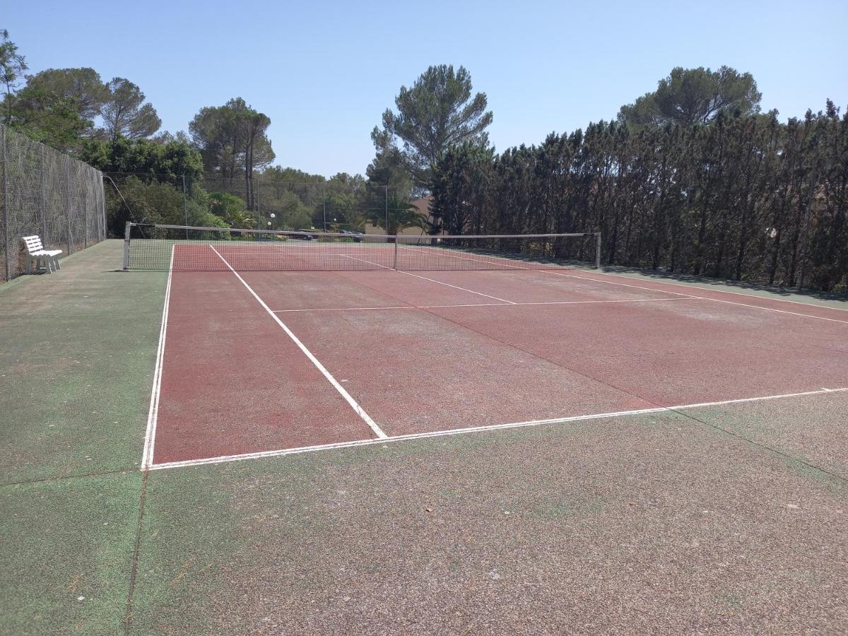 Les Hauts Du Golf Rez De Jardin Piscine Tennis Saint-Raphaël Екстериор снимка